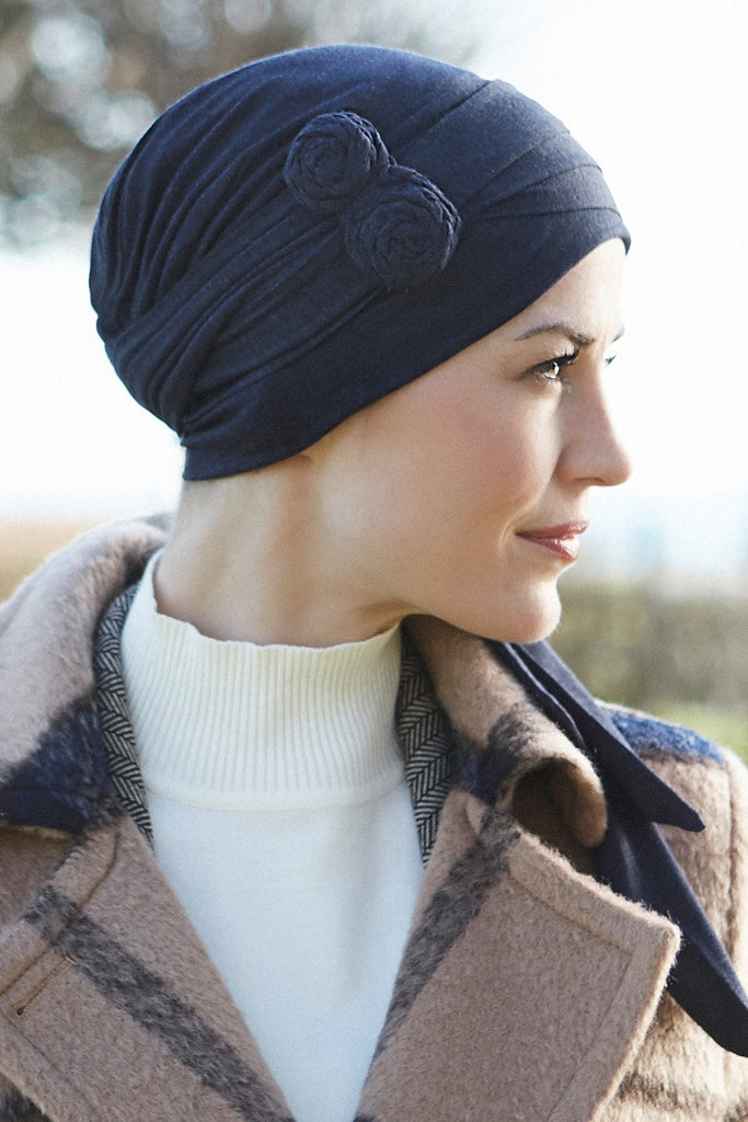 Model wearing the color Blue Melange.