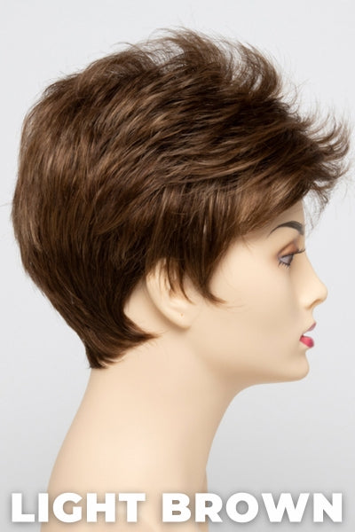 Color Swatch Light Brown for Envy wig Jamie. Light brown base with warm golden undertones and reddish brown highlights.
