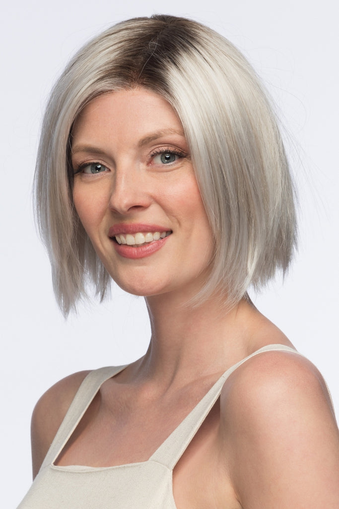 Model wearing Lumi by Estetica in the color SILVERSUNRT8.