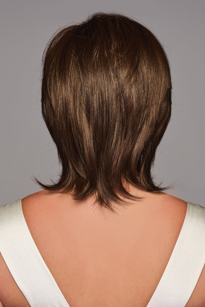 Back view of the straight layered wig.