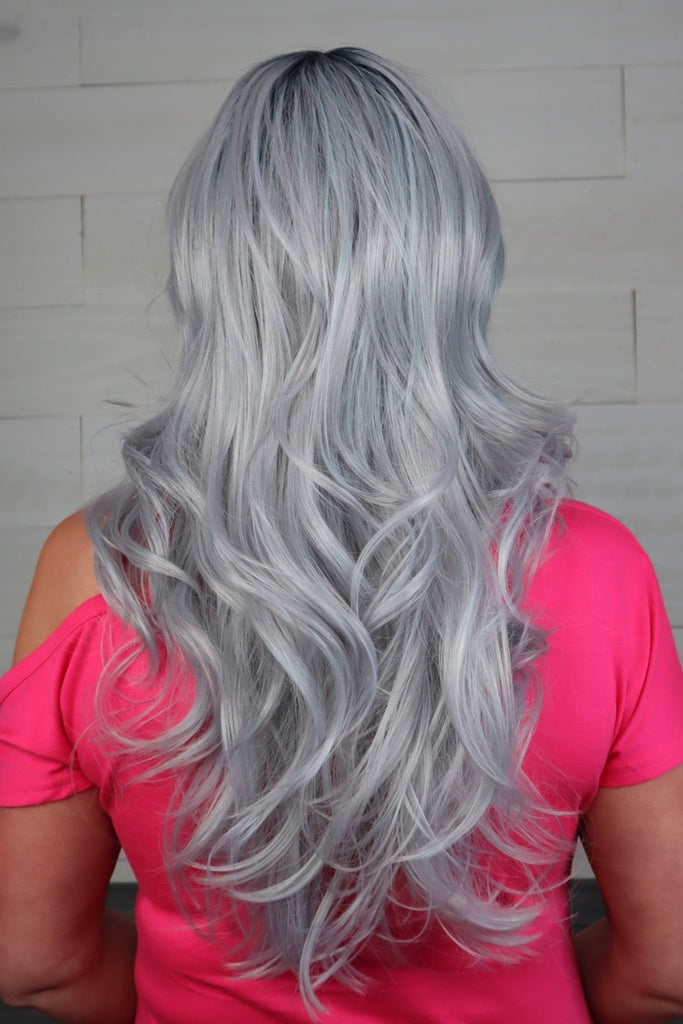 Back of model wearing the color Frozen Saphire.