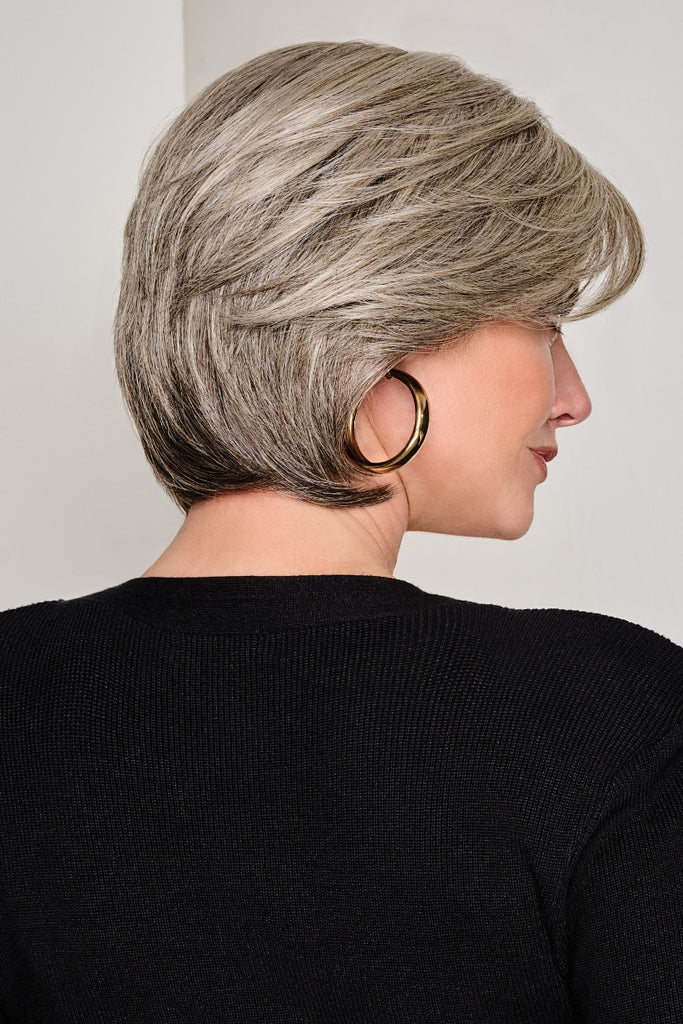 Side view of the medium length bob with layers.