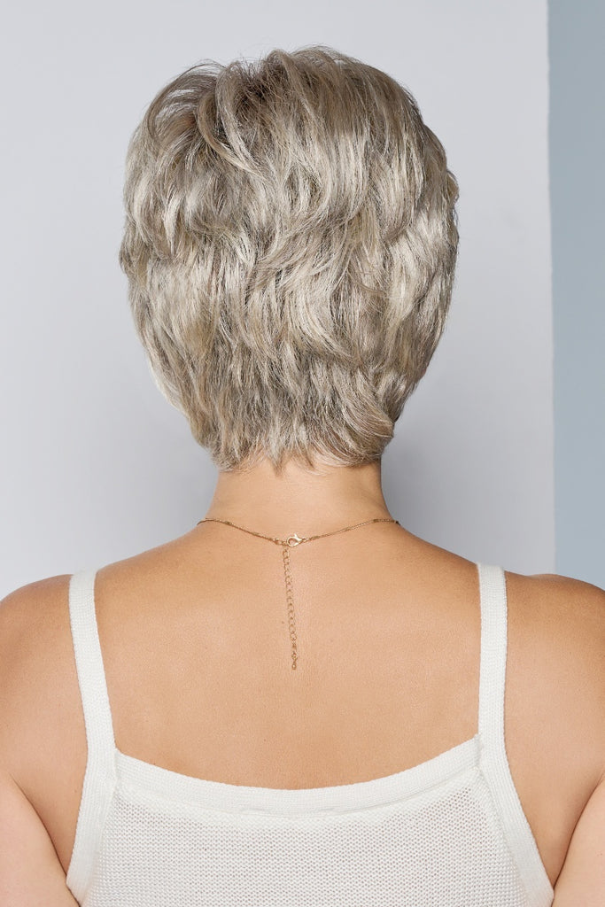 Close up of the razor cut and textured layers on this short wig.