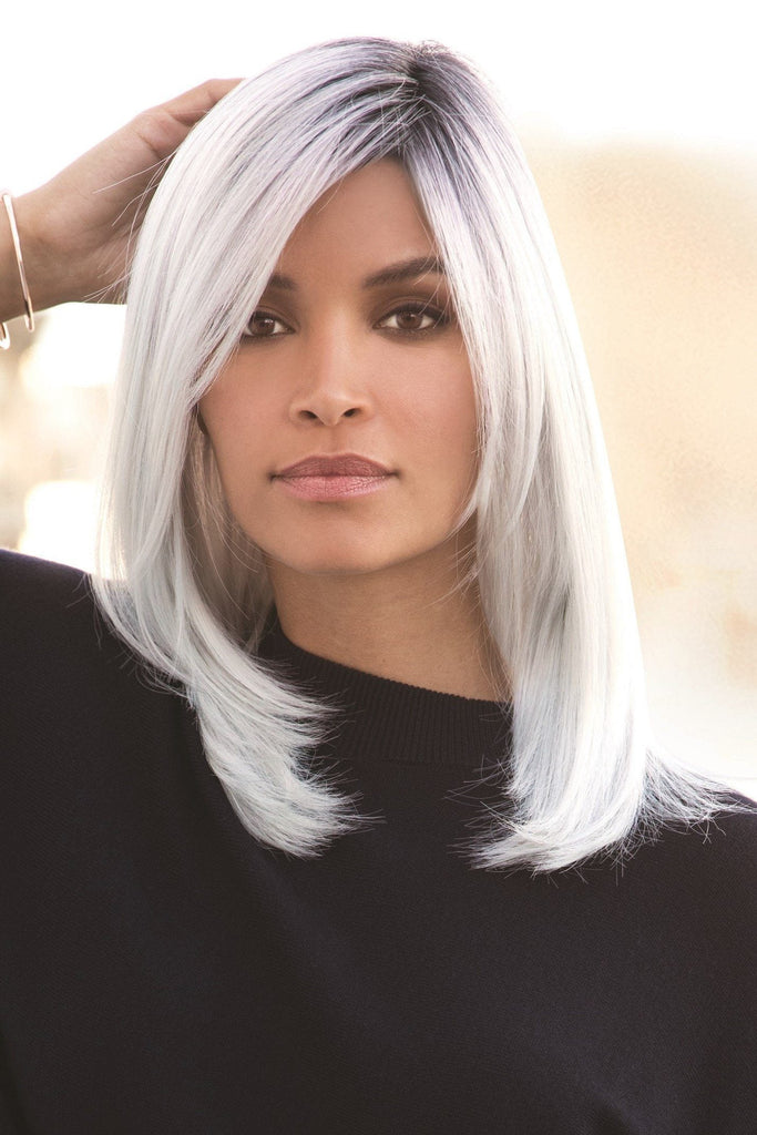 Model wearing the Rene of Paris wig Dakota #2387 3.