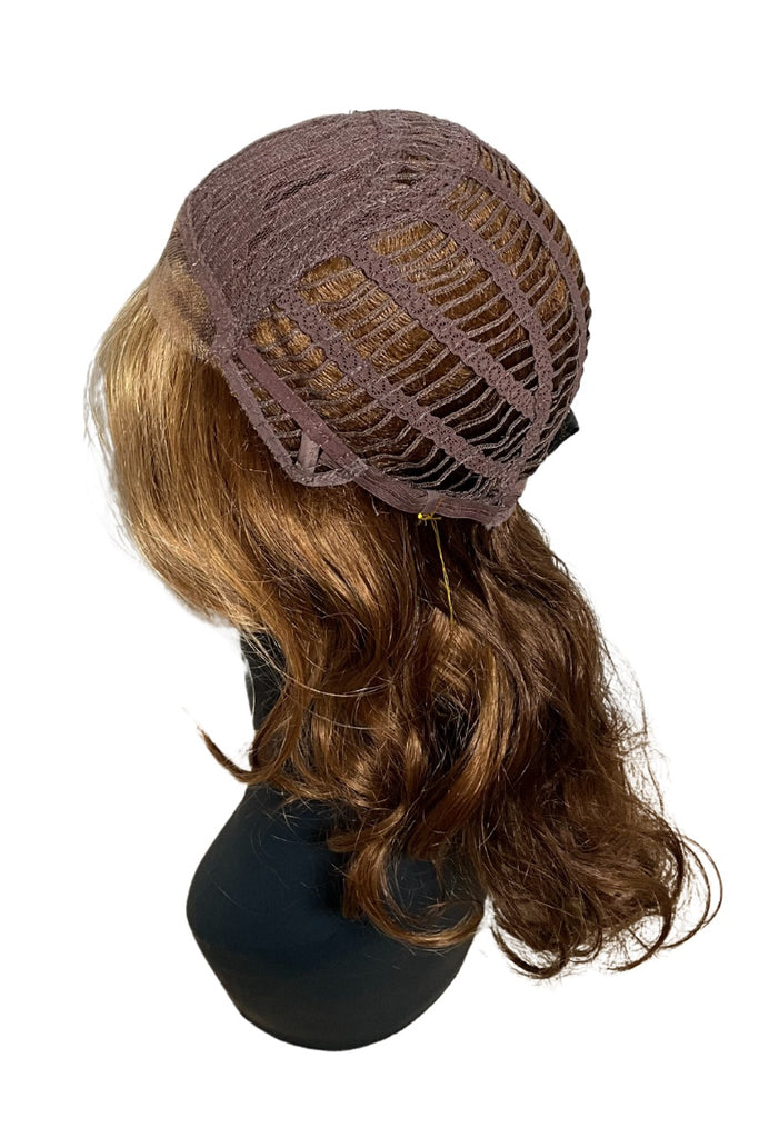 Cap construction showing a monofilament part and lace front.